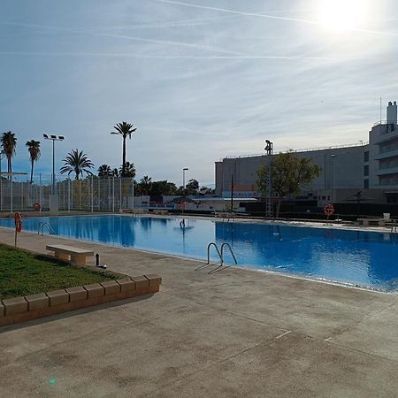 Playa Cannet 20 Km Valencia Piscina Tennis Canet d'En Berenguer Extérieur photo
