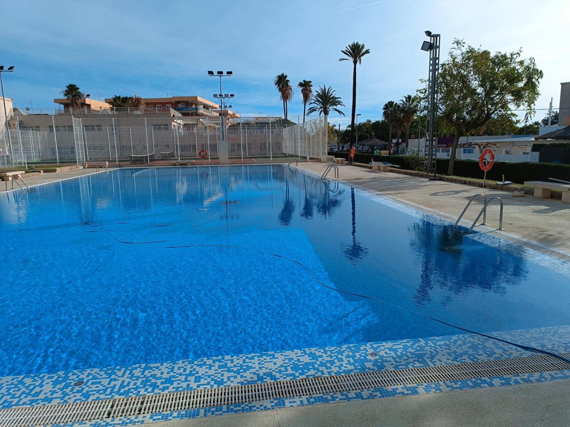 Playa Cannet 20 Km Valencia Piscina Tennis Canet d'En Berenguer Extérieur photo